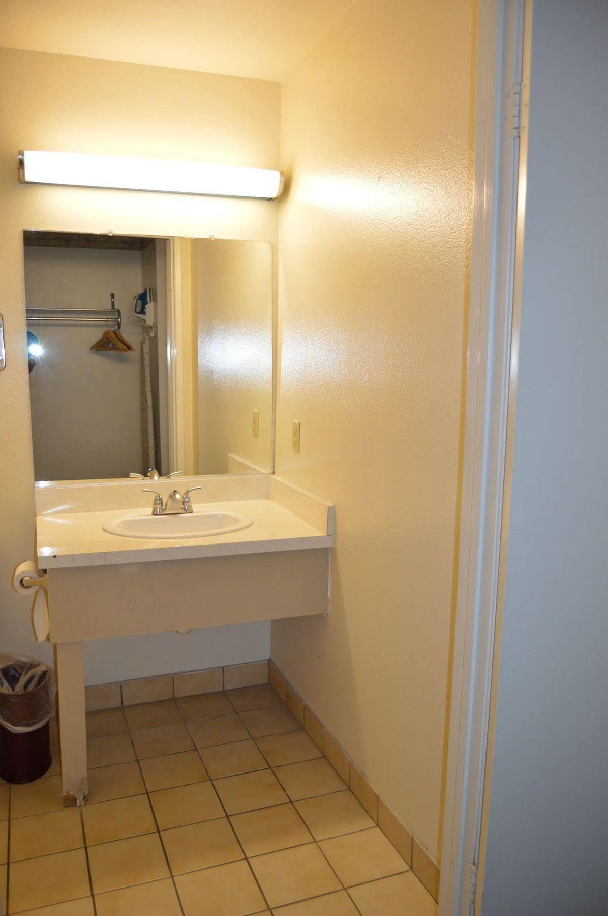 Town House Motel Lancaster Buitenkant foto