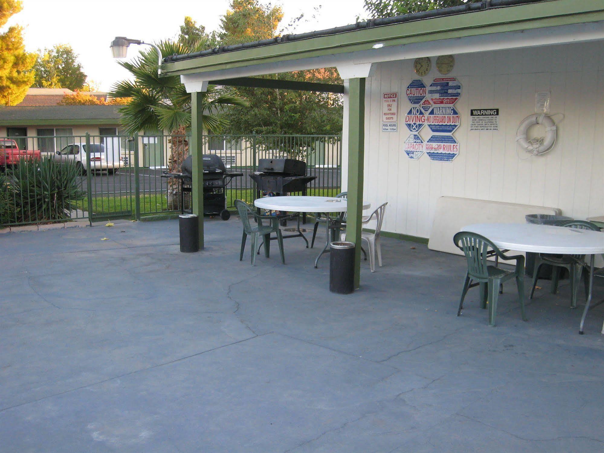 Town House Motel Lancaster Buitenkant foto